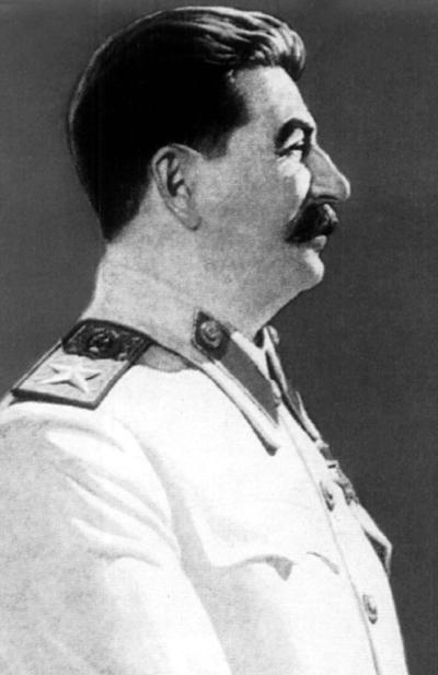 Иллюстрация к книге — 100 великих людей [i_032.jpg]