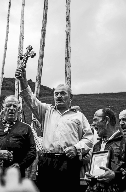 Иллюстрация к книге — Крайности Грузии. В поисках сокровищ Страны волков [i_047.jpg]