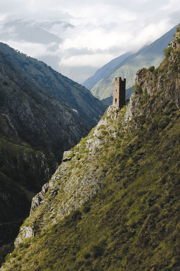 Иллюстрация к книге — Крайности Грузии. В поисках сокровищ Страны волков [i_089.jpg]