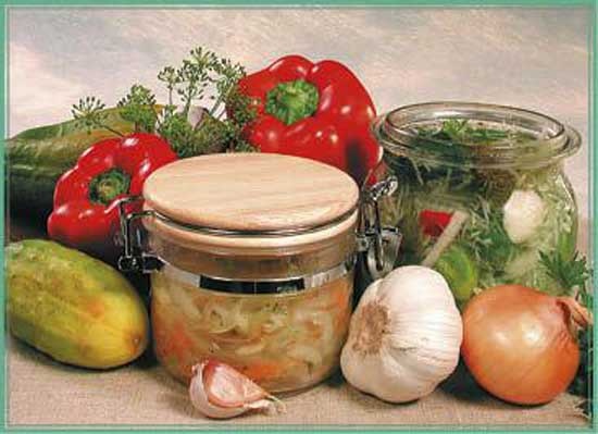 Иллюстрация к книге — Консервируем салаты, лечо, икру, соте, аджику [i_019.jpg]