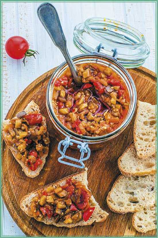 Иллюстрация к книге — Консервируем салаты, лечо, икру, соте, аджику [i_048.jpg]