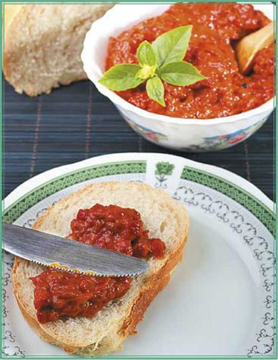 Иллюстрация к книге — Консервируем салаты, лечо, икру, соте, аджику [i_049.jpg]