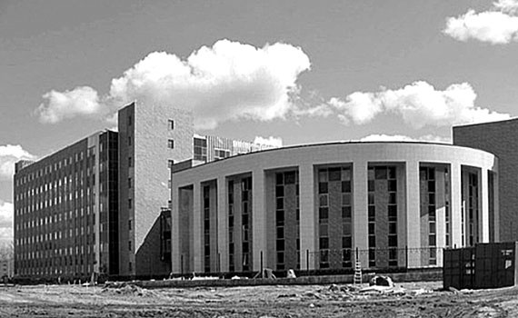 Иллюстрация к книге — 100 великих сокровищ России [i_019.jpg]