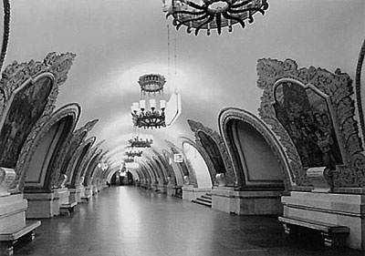 Иллюстрация к книге — 100 великих сокровищ России [i_036.jpg]