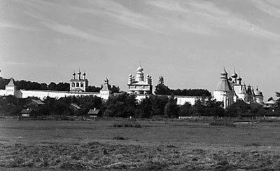 Иллюстрация к книге — 100 великих сокровищ России [i_065.jpg]