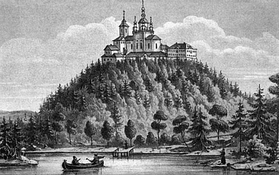 Иллюстрация к книге — 100 великих сокровищ России [i_073.jpg]