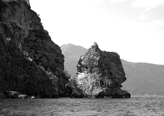 Иллюстрация к книге — 100 великих сокровищ России [i_095.jpg]