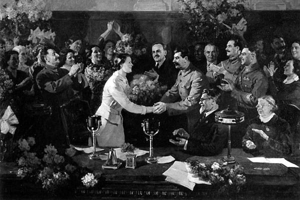 Иллюстрация к книге — 100 великих тайн советской эпохи [i_026.jpg]