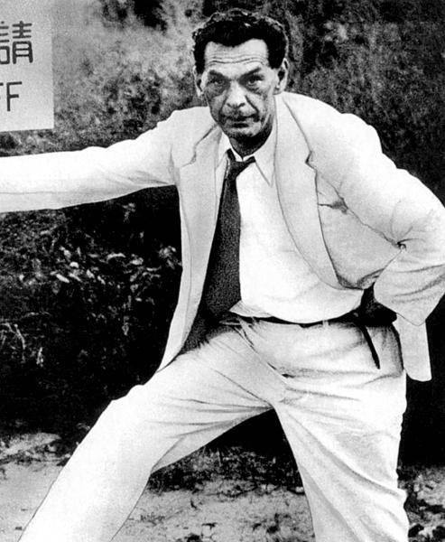 Иллюстрация к книге — 100 великих тайн советской эпохи [i_062.jpg]