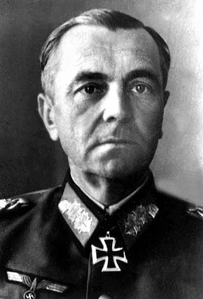 Иллюстрация к книге — 100 великих тайн советской эпохи [i_069.jpg]