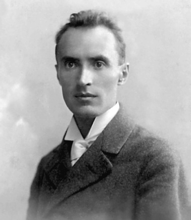 Иллюстрация к книге — Феликс Медведев. Козырная судьба легендарного интервьюера, библиофила, игрока [i_089.jpg]