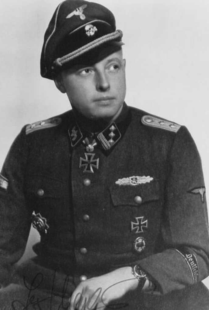 Иллюстрация к книге — Тайны черных замков СС [i_104.jpg]