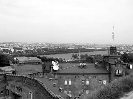 Иллюстрация к книге — Старый Краков [pic_112.jpg]