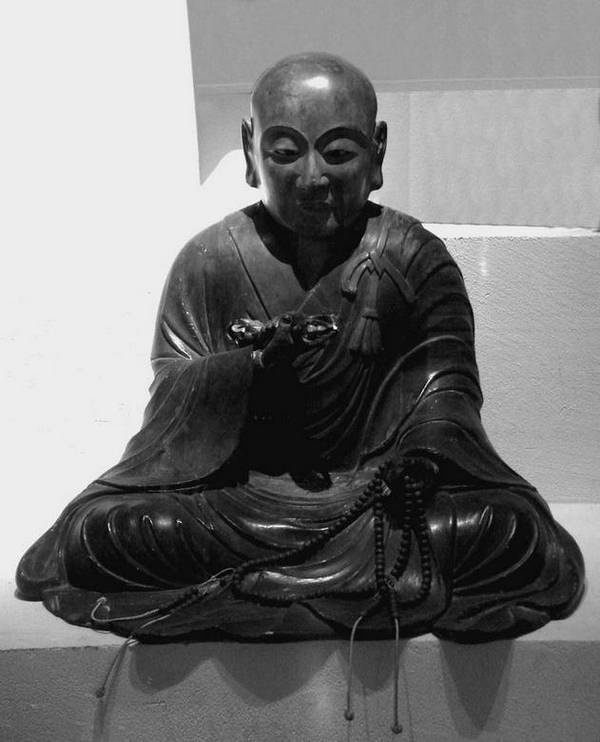 Иллюстрация к книге — 100 великих тайн человека [i_086.jpg]