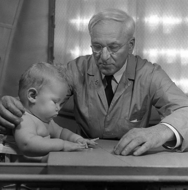 Иллюстрация к книге — 100 великих тайн сознания [i_032.jpg]