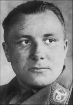 Иллюстрация к книге — Сокровища Третьего рейха [i_005.jpg]