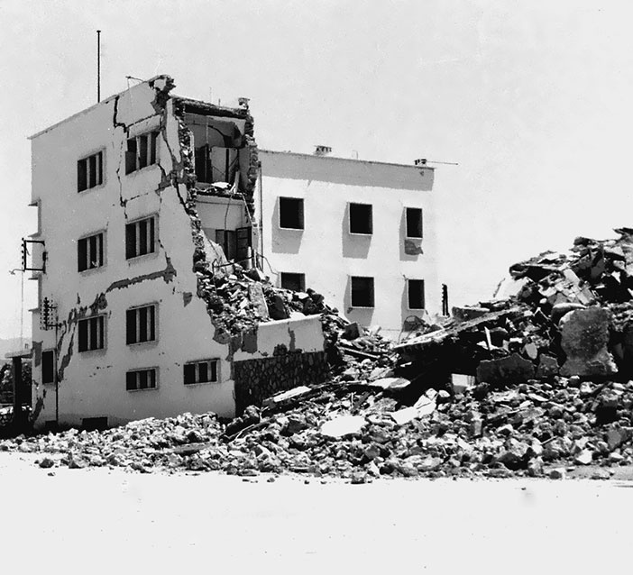 Иллюстрация к книге — 500 великих катастроф [i_054.jpg]