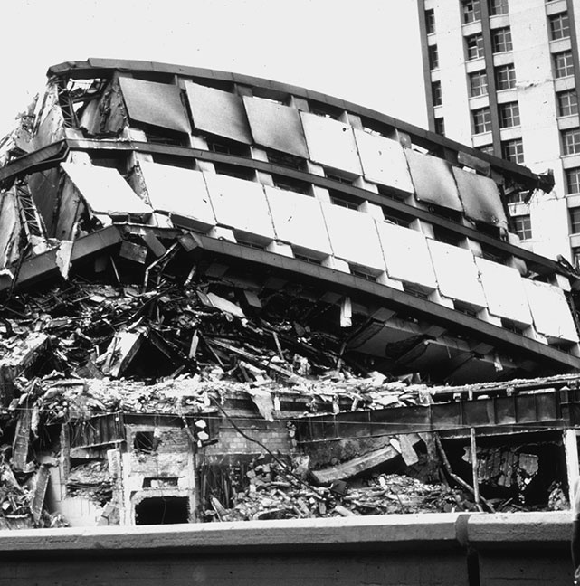 Иллюстрация к книге — 500 великих катастроф [i_072.jpg]