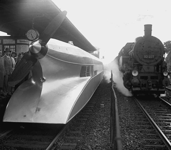 Иллюстрация к книге — 500 великих катастроф [i_179.jpg]