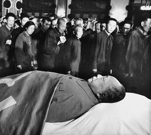 Иллюстрация к книге — 500 великих катастроф [i_242.jpg]