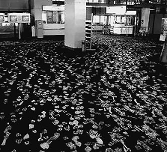 Иллюстрация к книге — 500 великих катастроф [i_300.jpg]