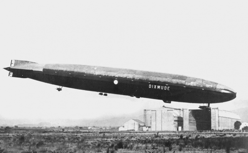 Иллюстрация к книге — 500 великих катастроф [i_374.jpg]