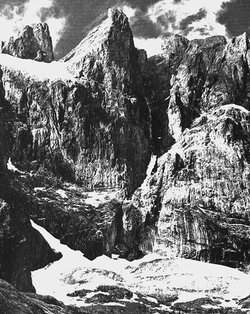 Иллюстрация к книге — 500 великих катастроф [i_393.jpg]