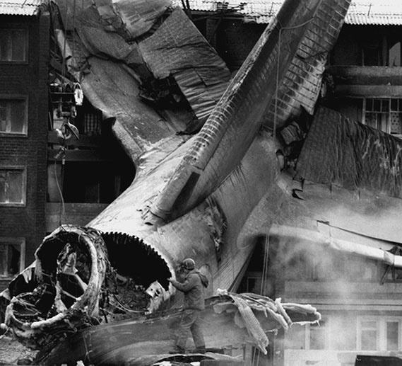 Иллюстрация к книге — 500 великих катастроф [i_462.jpg]