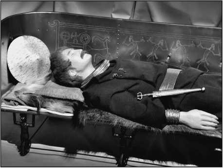 Иллюстрация к книге — 500 великих загадок истории [i_040.jpg]