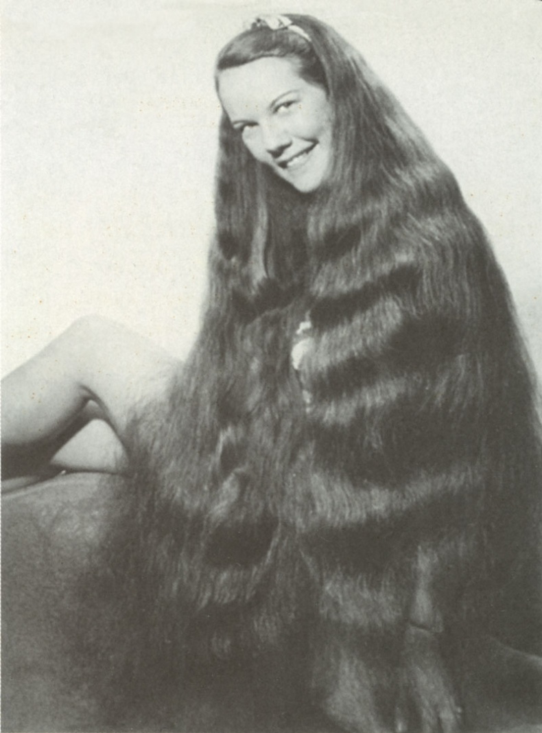 Иллюстрация к книге — Голый человек [i_001.jpg]