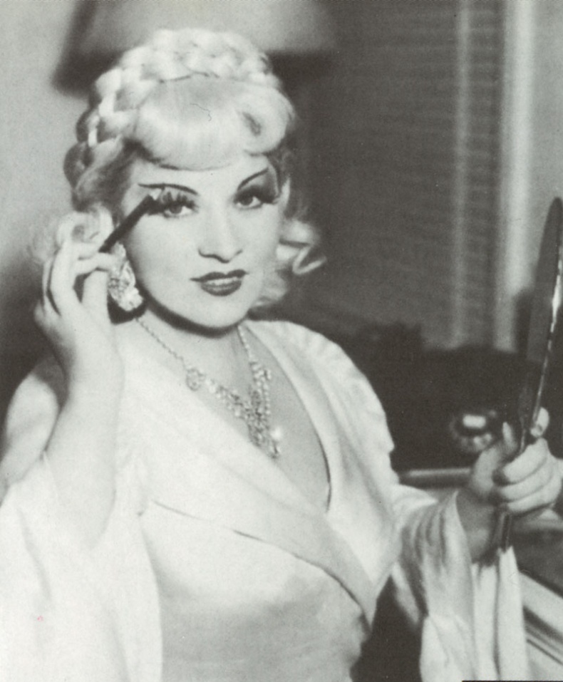 Иллюстрация к книге — Голый человек [i_009.jpg]