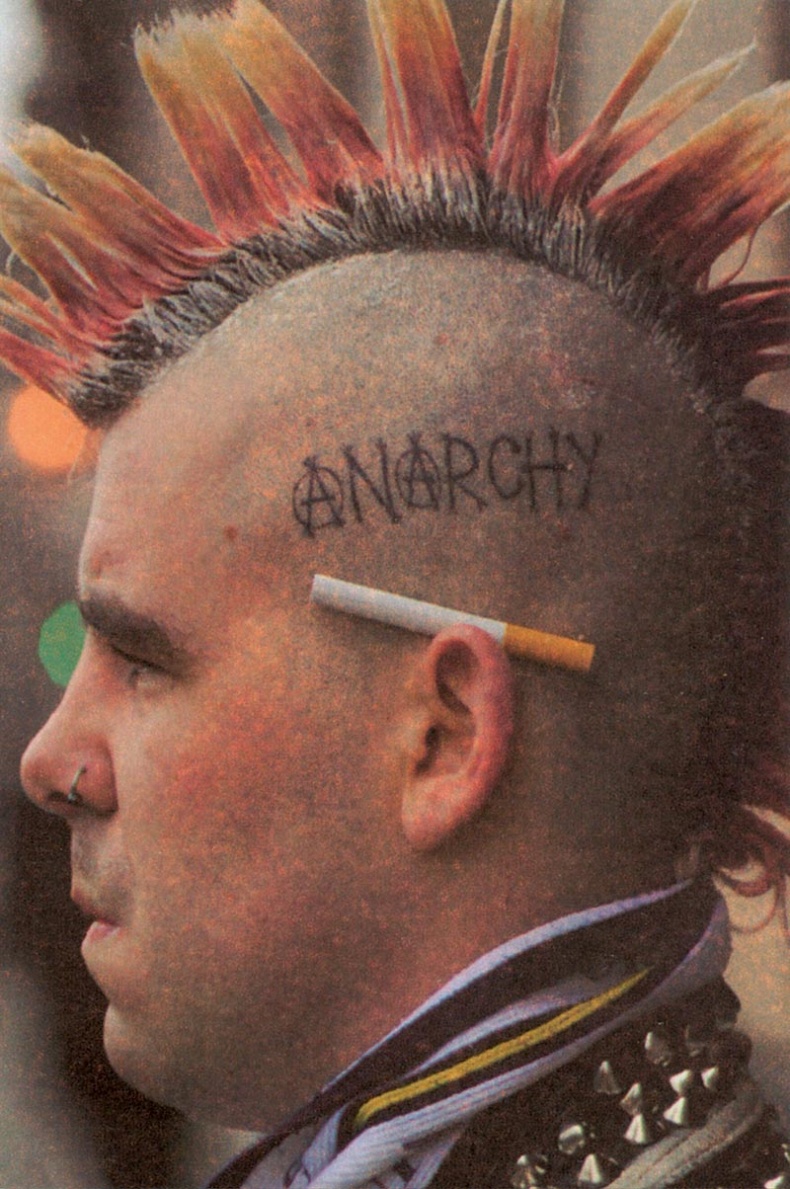 Иллюстрация к книге — Голый человек [i_083.jpg]