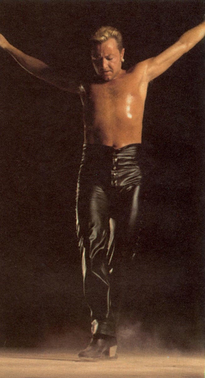 Иллюстрация к книге — Голый человек [i_148.jpg]