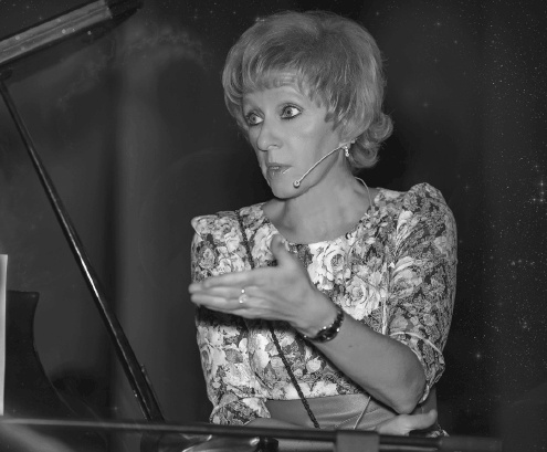 Иллюстрация к книге — Хулиган и принцесса [pic1.jpg]