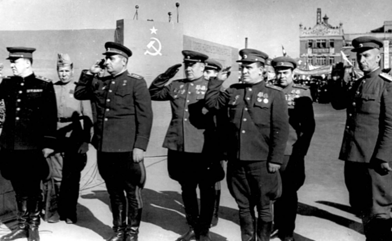 Иллюстрация к книге — Через Гоби и Хинган [_92.jpg]