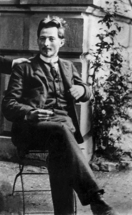 Иллюстрация к книге — Дзержинский. Любовь и революция [i_026.jpg]