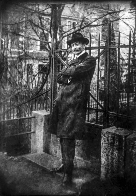 Иллюстрация к книге — Дзержинский. Любовь и революция [i_031.jpg]