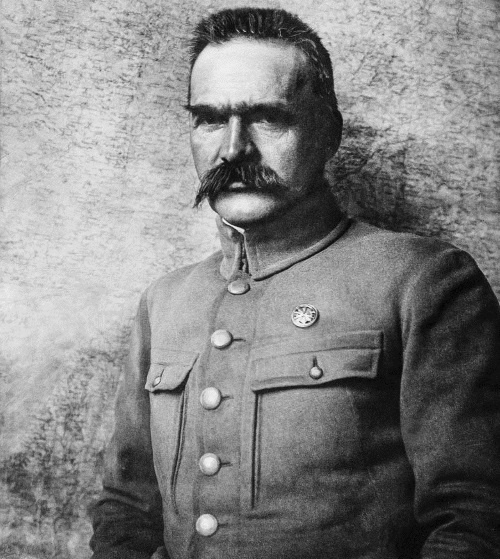 Иллюстрация к книге — Дзержинский. Любовь и революция [i_046.jpg]