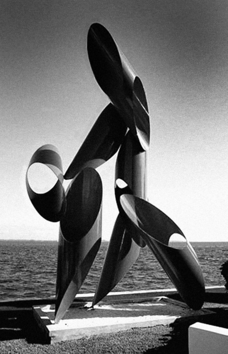 Иллюстрация к книге — Они. Воспоминания о родителях [i_033.jpg]