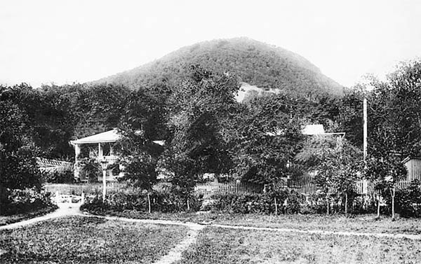 Иллюстрация к книге — Госдачи Кавказских Минеральных Вод. Тайны создания и пребывания в них на отдыхе партийной верхушки и исполкома Коминтерна от Ленина до Хрущева [_104.jpg]