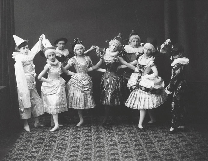 Иллюстрация к книге — Матильда Кшесинская. Муза последних Романовых [i_007.jpg]