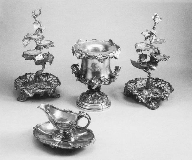 Иллюстрация к книге — Петербургские ювелиры XIX – начала XX в. Династии знаменитых мастеров императорской России [i_039.jpg]