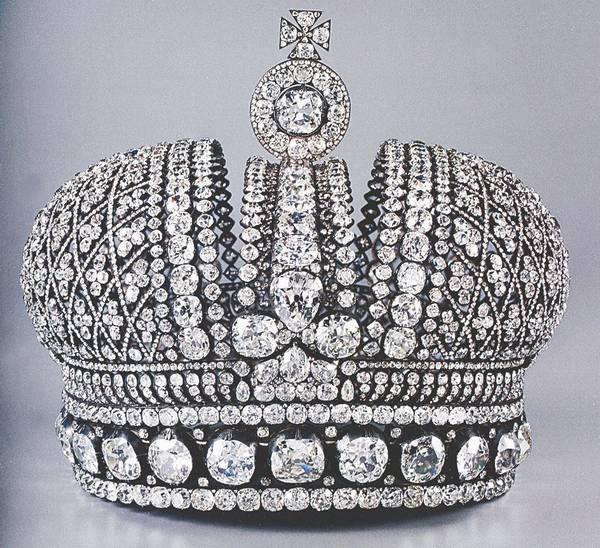 Иллюстрация к книге — Петербургские ювелиры XIX – начала XX в. Династии знаменитых мастеров императорской России [i_082.jpg]