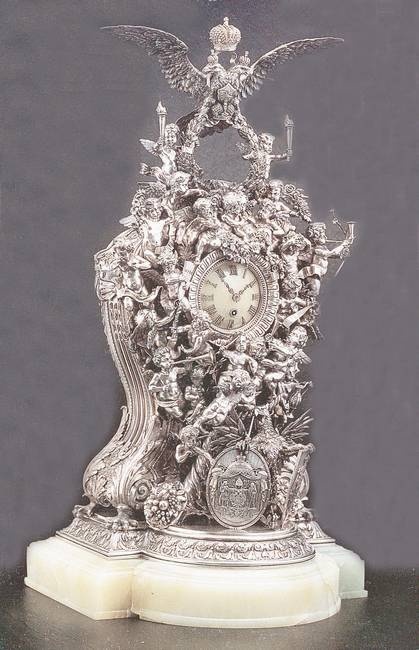 Иллюстрация к книге — Петербургские ювелиры XIX – начала XX в. Династии знаменитых мастеров императорской России [i_094.jpg]