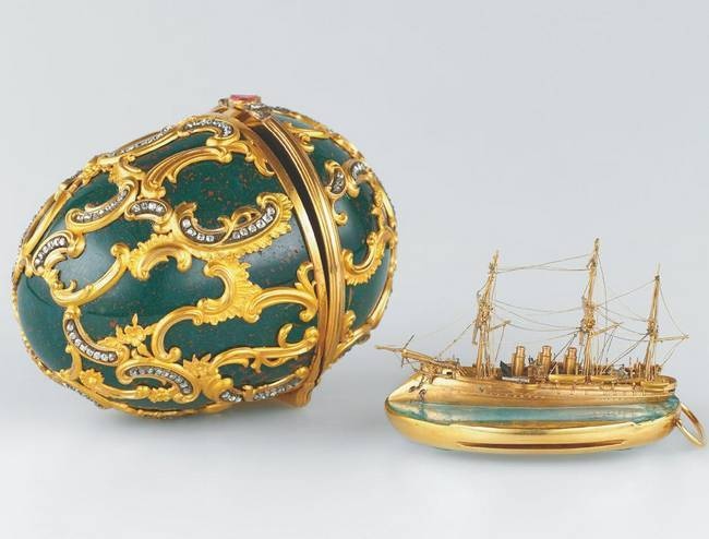 Иллюстрация к книге — Петербургские ювелиры XIX – начала XX в. Династии знаменитых мастеров императорской России [i_097.jpg]