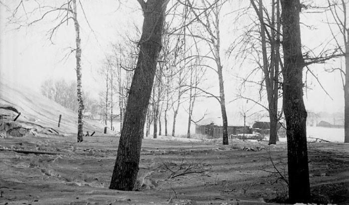 Иллюстрация к книге — Холмский ?котел?. 105 дней в полном окружении [i_002.jpg]