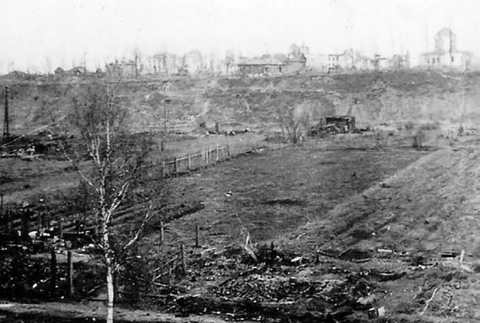 Иллюстрация к книге — Холмский ?котел?. 105 дней в полном окружении [i_040.jpg]