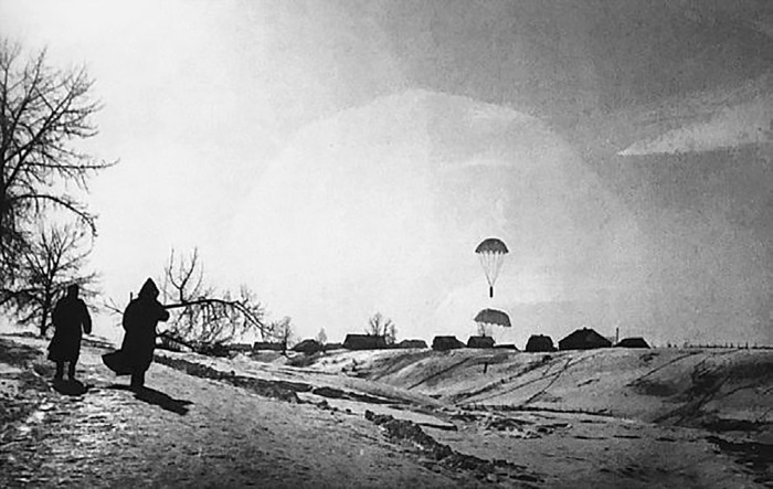 Иллюстрация к книге — Холмский ?котел?. 105 дней в полном окружении [i_053.jpg]