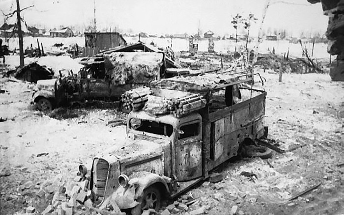 Иллюстрация к книге — Холмский ?котел?. 105 дней в полном окружении [i_075.jpg]