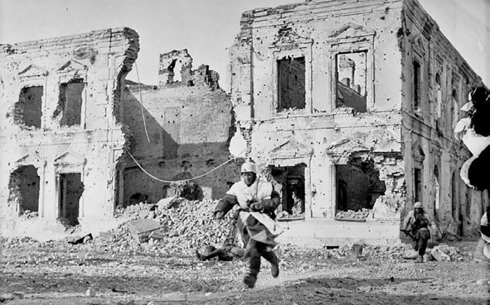 Иллюстрация к книге — Холмский ?котел?. 105 дней в полном окружении [i_078.jpg]